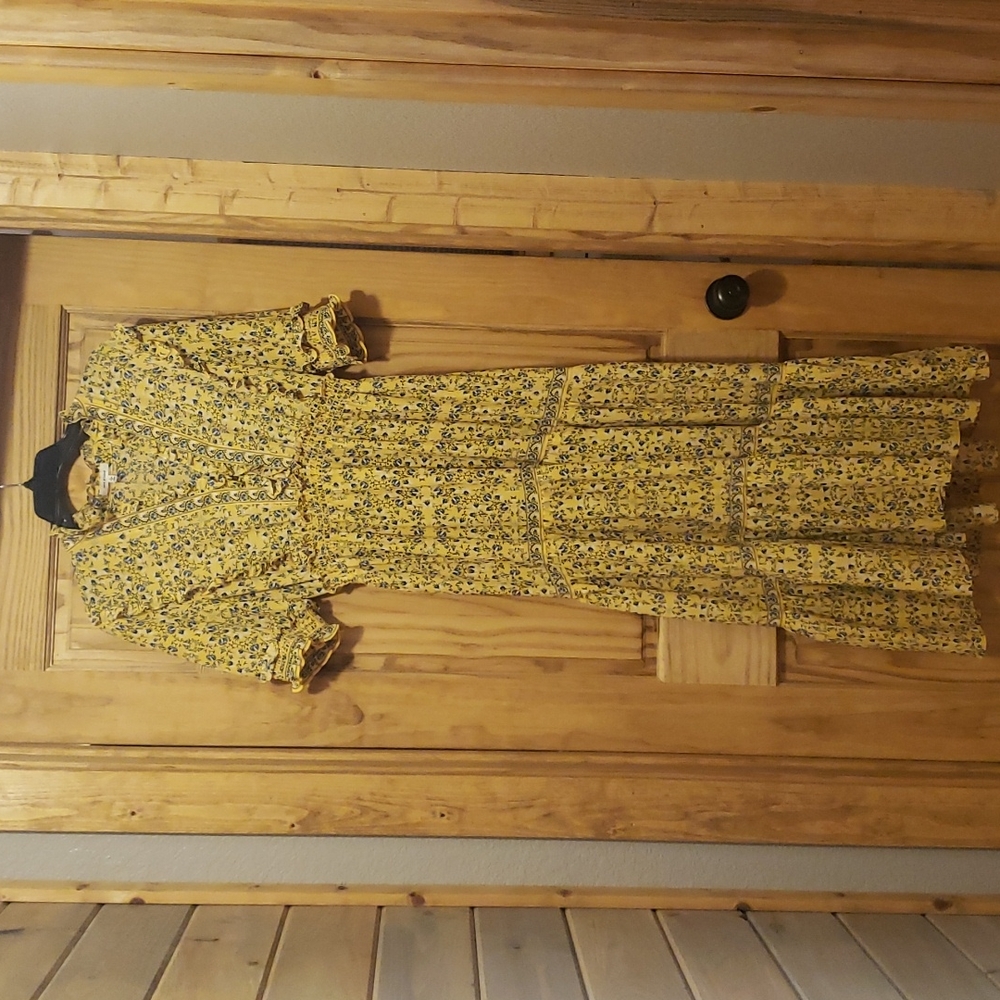 Max studio dress